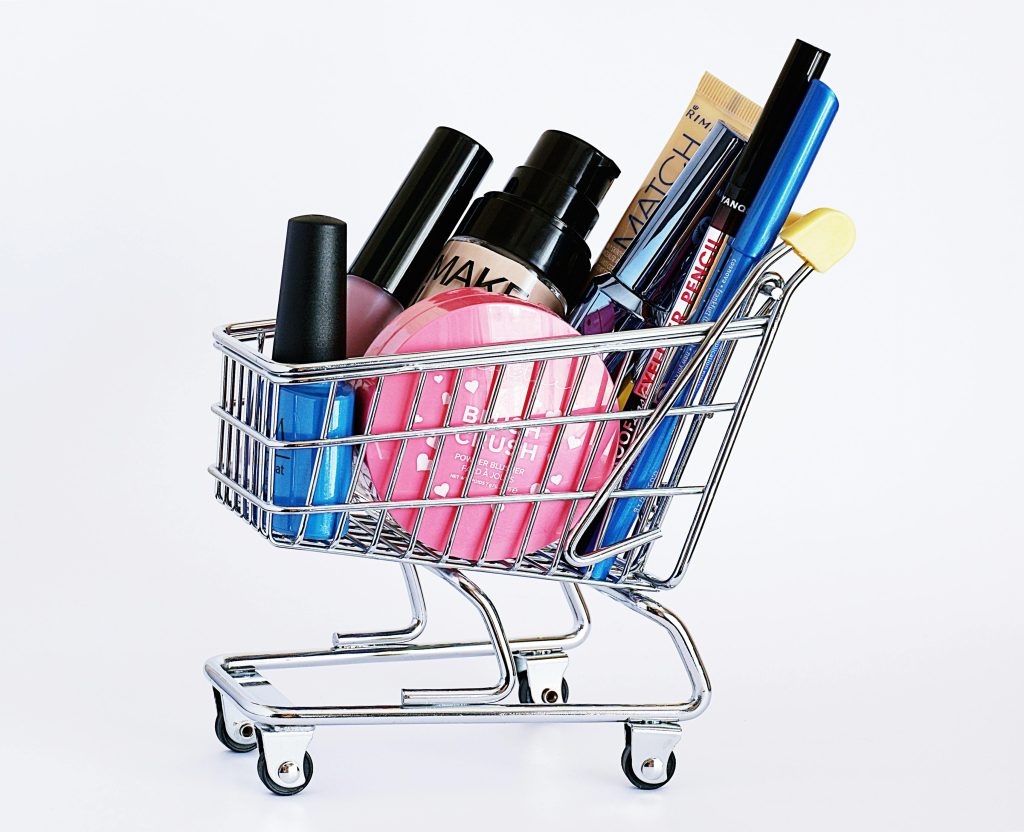 pexels-image-with-make-up-in-the-cart